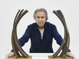 Bernar Venet - © Philippe Chancel